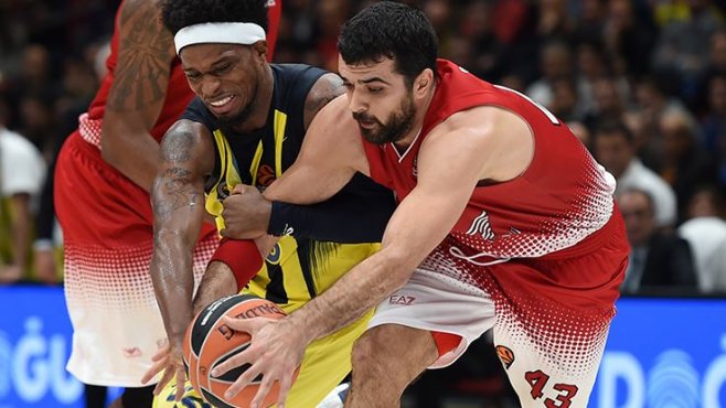 Bobby Dixon 2 yıl daha Fenerbahçe'de