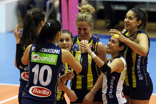 Sarı Melekler üçte üç yaptı