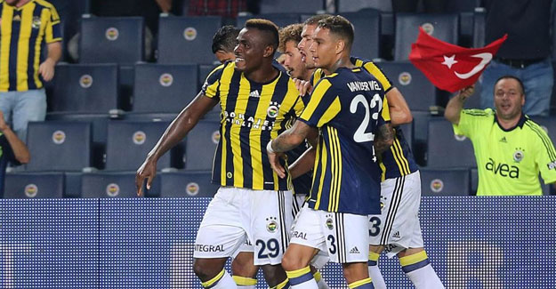 Emenike ve v.d.Wiel'e Premier Lig'den talip