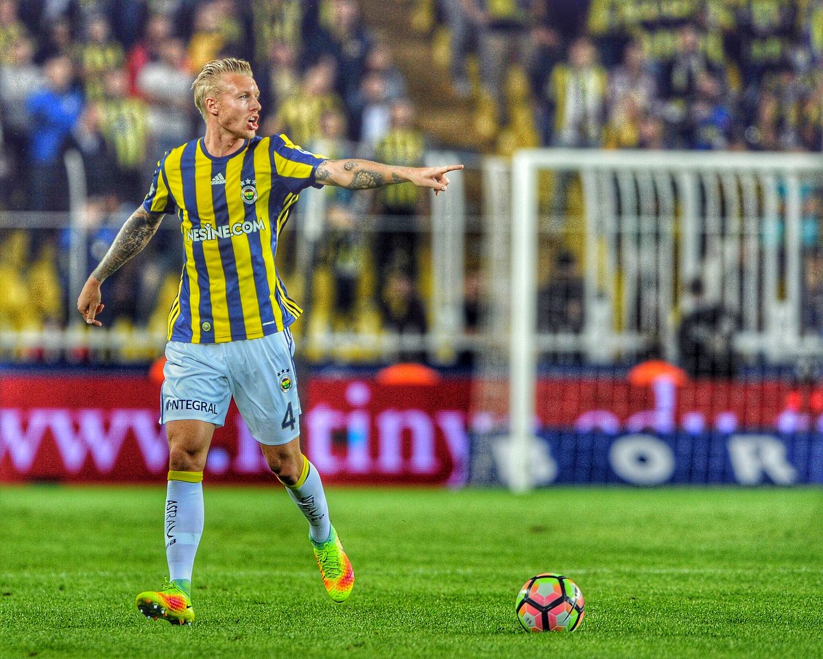 Kjaer Avrupa Ligi'nin en iyi onbirinde