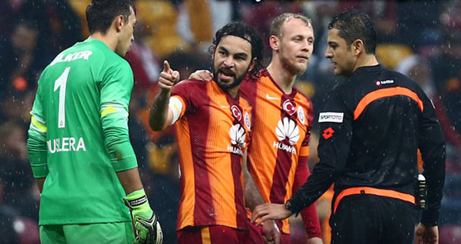 Muslera'dan Selçuk'a: Moralini bozma