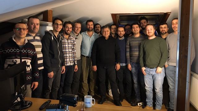 L.Henrique benim aldığım eğitimi almamıştır!