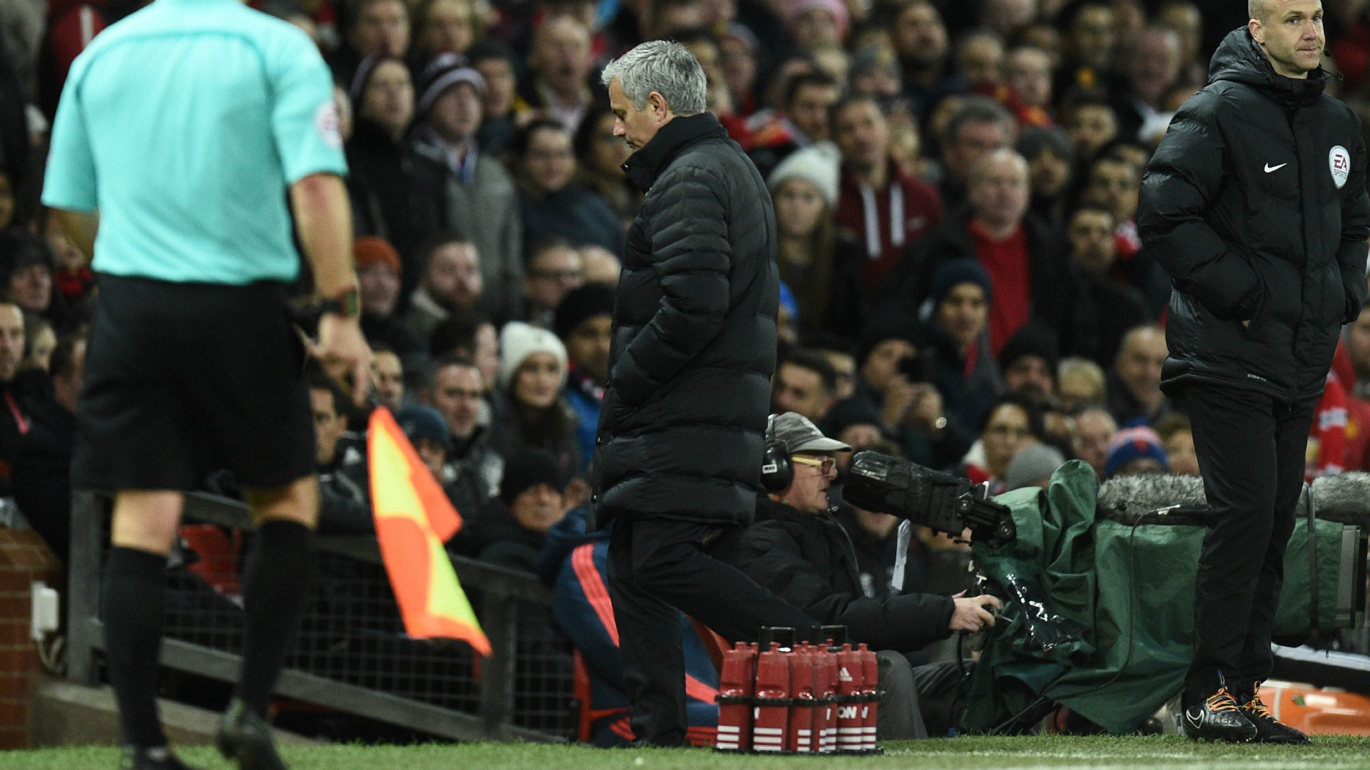 Beraberlik Mourinho'yu çıldırttı