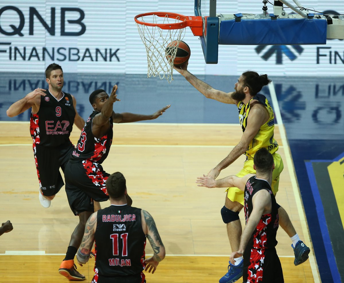 Fenerbahçe'den önemli galibiyet: 86-79