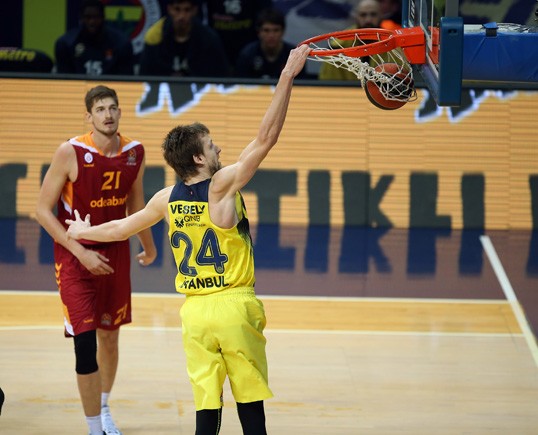 Fenerbahçe yıkılmadı.. Yıktı.. 85-80