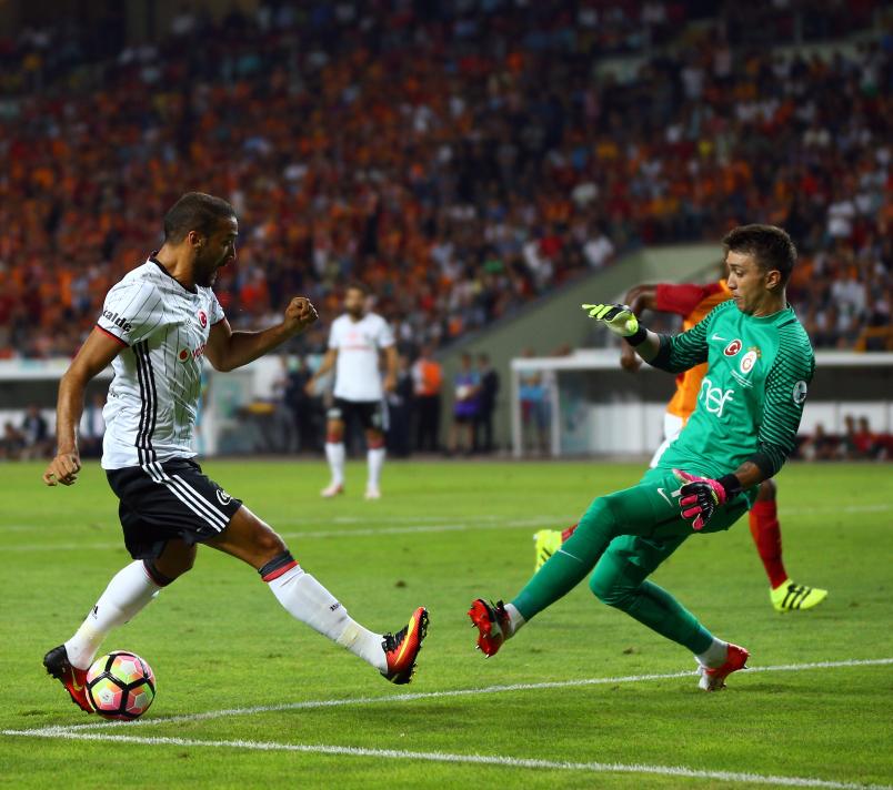 Demirkol: Muslera haksız rekabet
