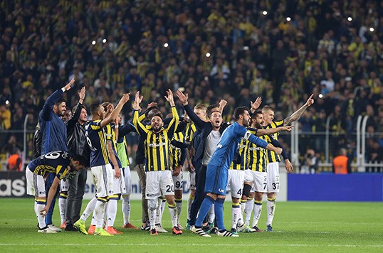 Advocaat: Rakibi derbi kadar ciddiye alın!
