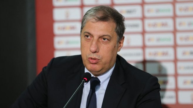 Nazifoğlu'ndan hakemlere eleştiri