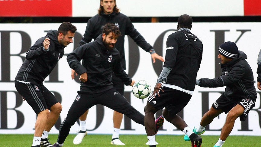 Beşiktaş Napoli'ye bileniyor