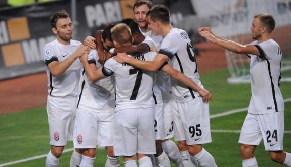 Fenerbahçe'yle oynayan coşuyor