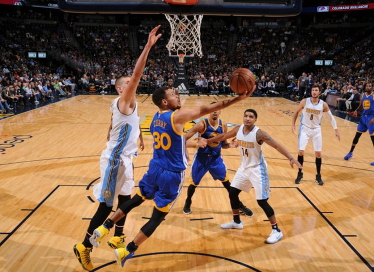 Golden State kendine geldi