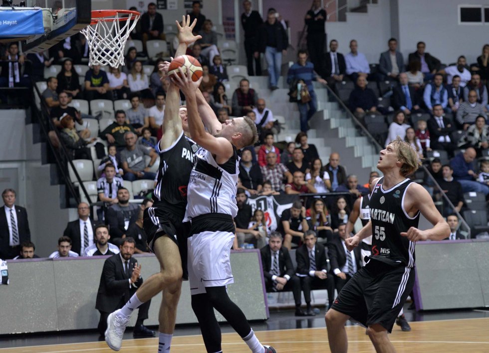 Beşiktaş Partizan'ı ezdi: 77-62