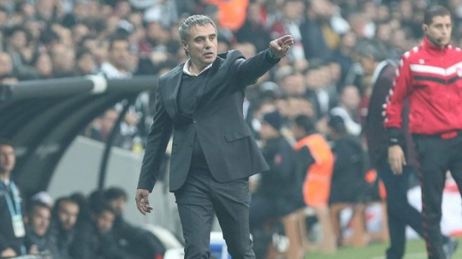 Ersun Yanal: Yeteneksiz...
