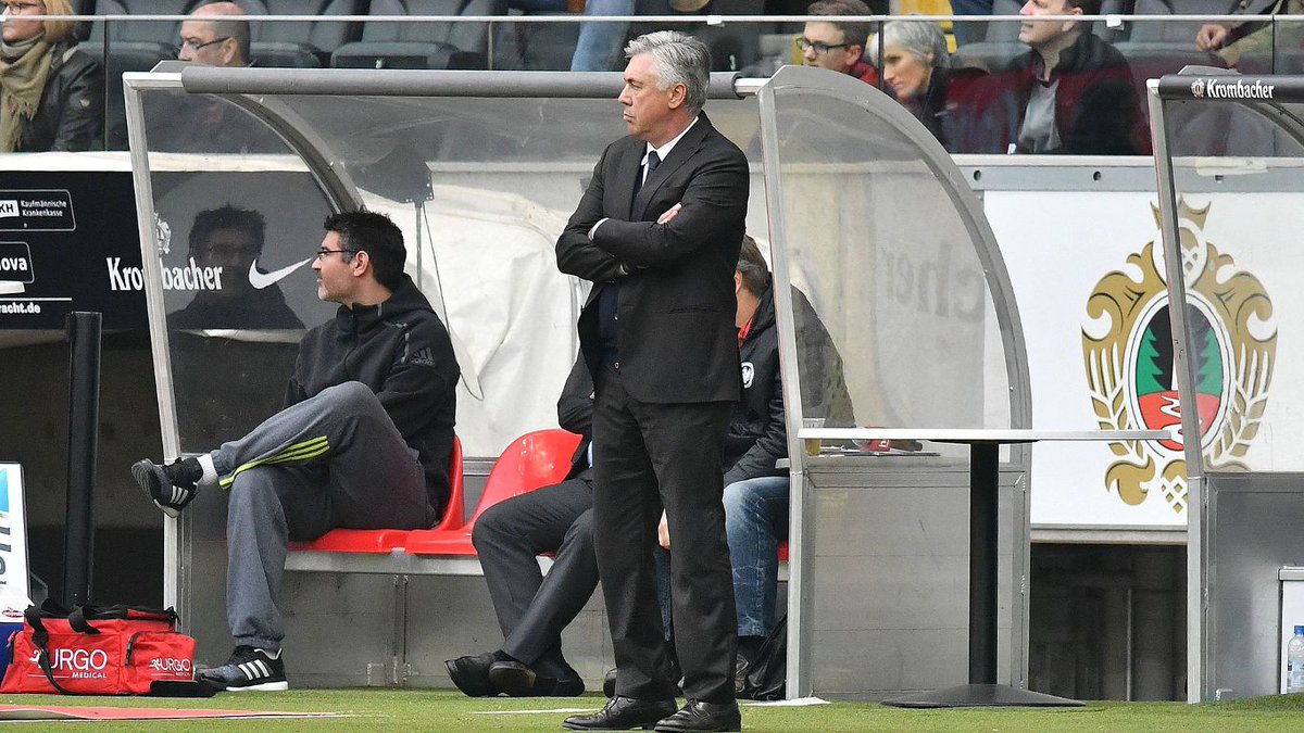 Bayern puan dağıtıyor