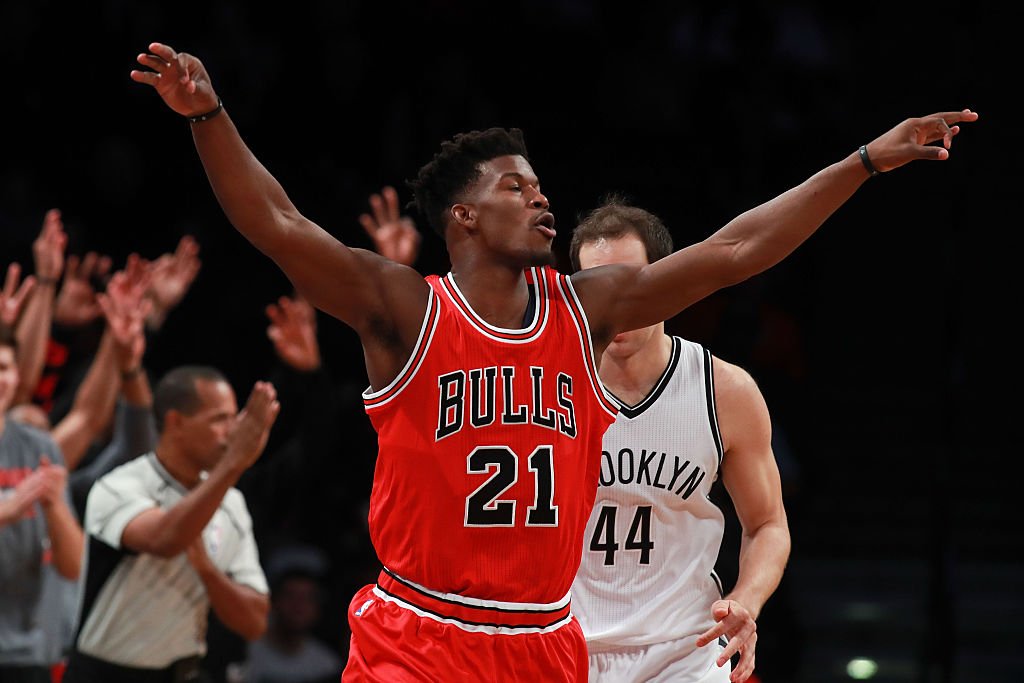Chicago yüksekten uçtu: 118-88