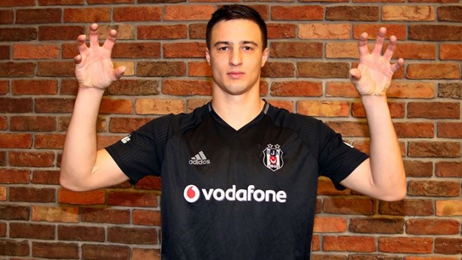 Beşiktaş'tan Mitrovic açıklaması