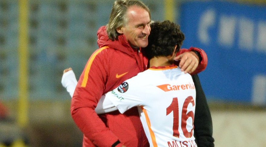 14 yaşında Türkiye'nin dilinde