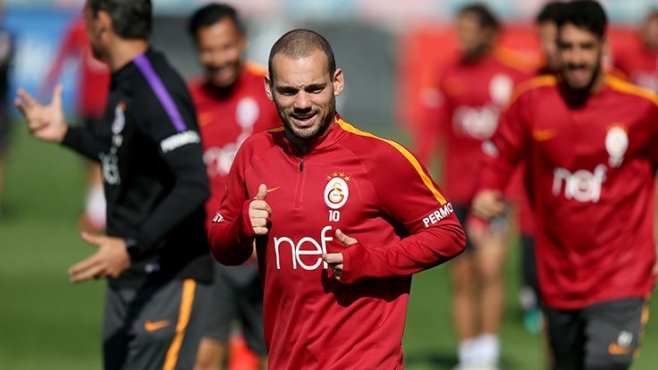 Dinlendiriliyor! Sneijder idmana çıkmadı