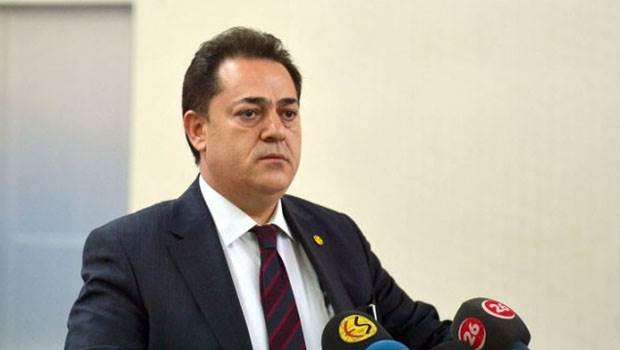 Eskişehirspor'da yönetim 'devam' kararı aldı