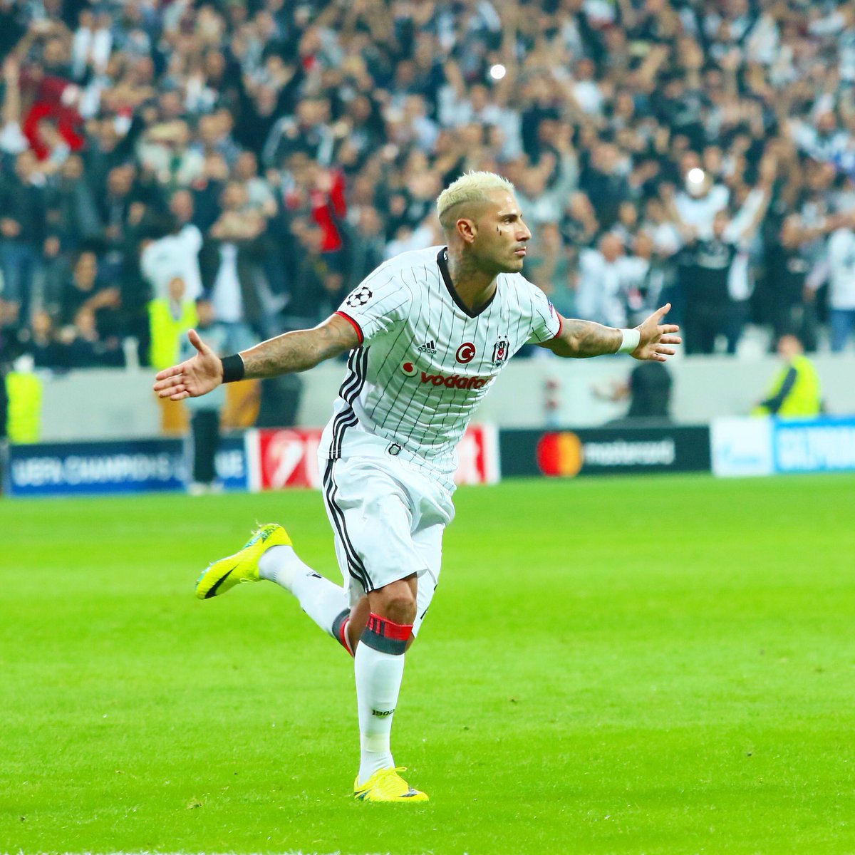 Quaresma Haftanın Yıldızı'na aday