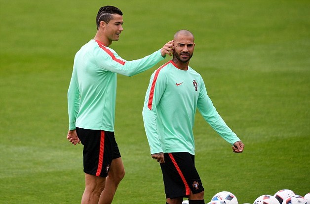 Cristiano Ronaldo'dan Q7'ye