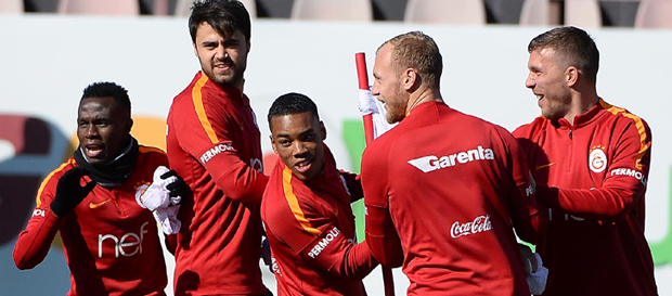 Galatasaray'da derbi mesaisi sürüyor!