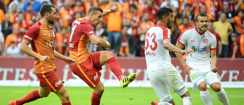 Galatasaray Antalya deplasmanında