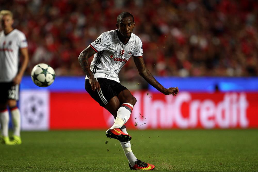 Klopp, Talisca'yı takip ediyor