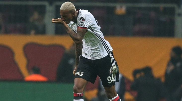 Talisca: Başkanım bonservisimi alır...
