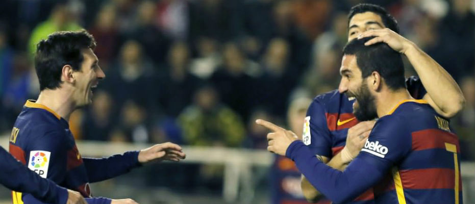 Arda ve Barcelona'dan galibiyet pozu
