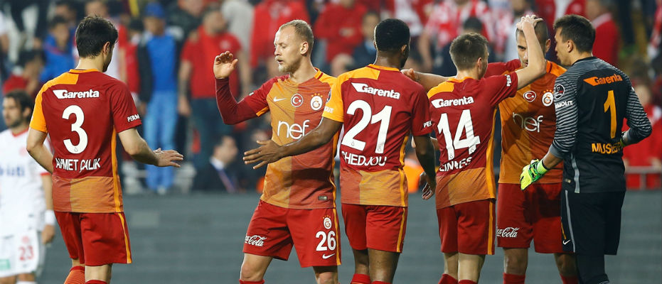 Eren Galatasaray'ı ipten aldı