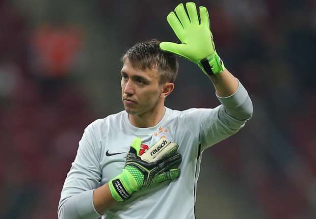 Muslera Başakşehir maçında yok!