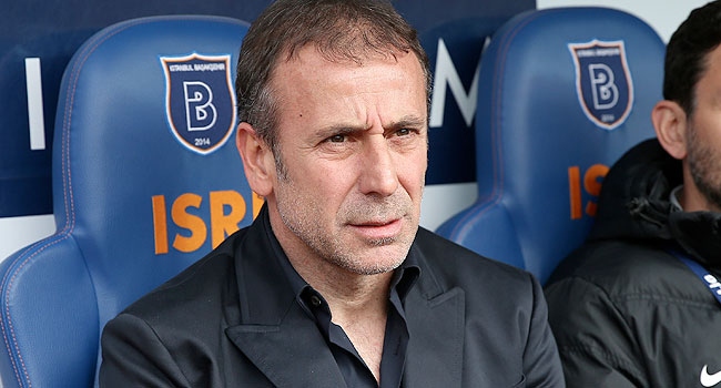 Abdullah Avcı maç saatlerine tepkili!
