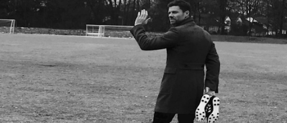 Xabi Alonso da bırakıyor