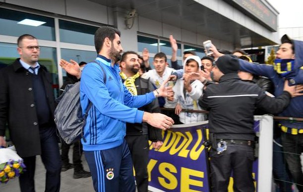 Fenerbahçe'ye coşkulu karşılama