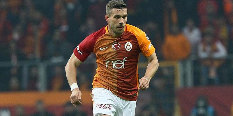 Galatasaray Podolski'yi açıkladı!