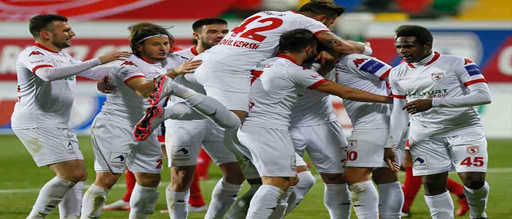 Samsunspor'un çıkışı sürüyor