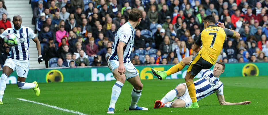 Arsenal'e bir darbe de West Brom'dan