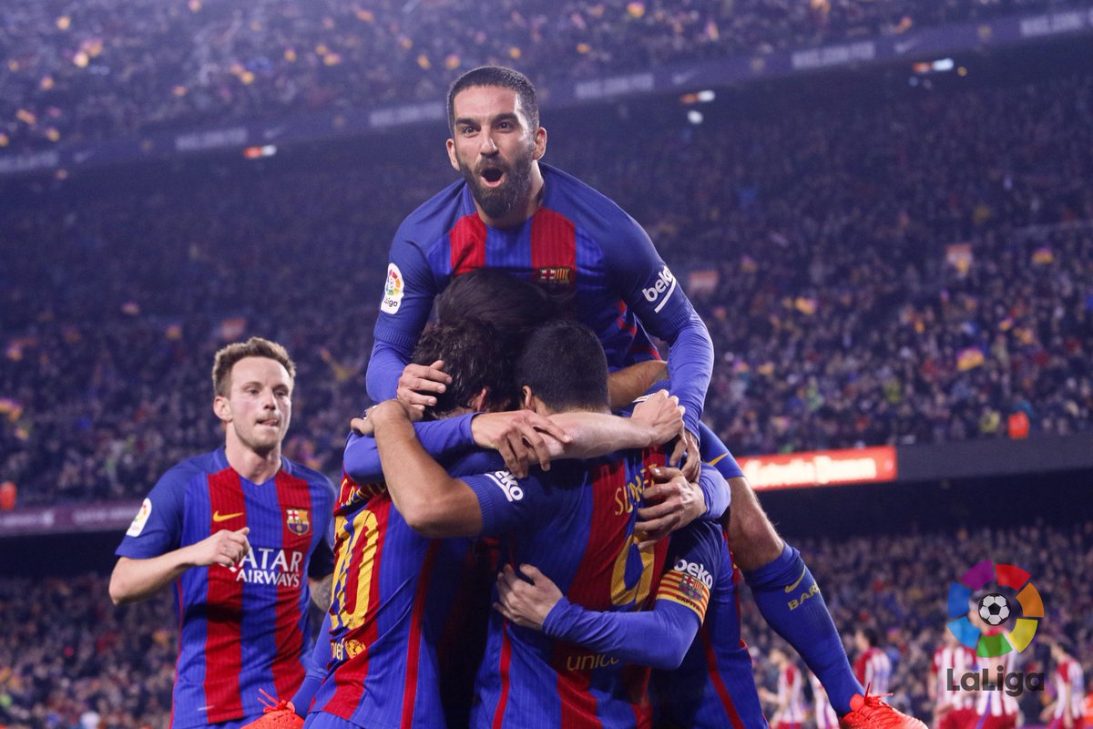 Kırmızı kartlar havada uçuştu Barça finale yürüdü