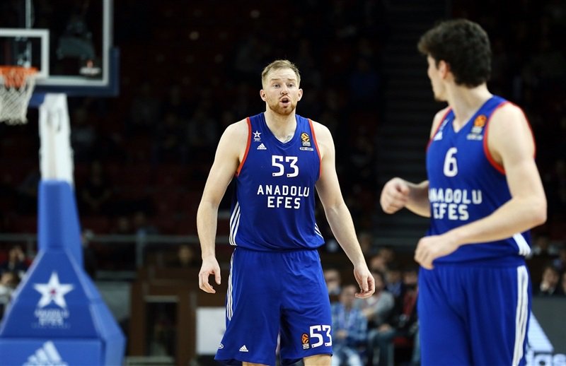 Efes çeyrek final için umutlandı