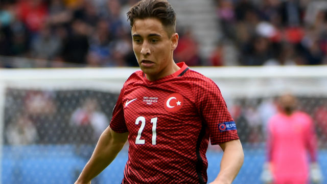 UEFA'dan Emre Mor'a büyük onur!