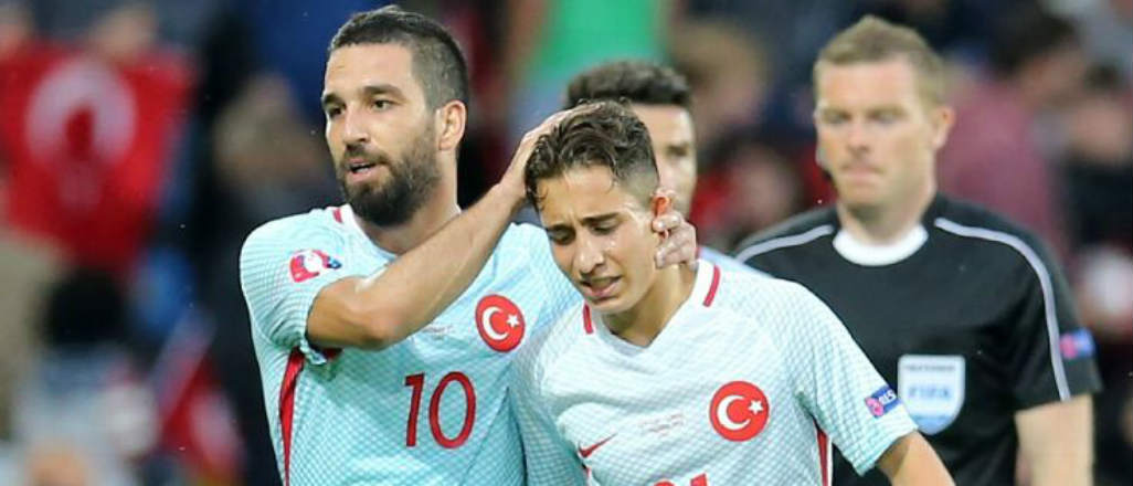Emre Mor'a Arda Turan'dan övgü