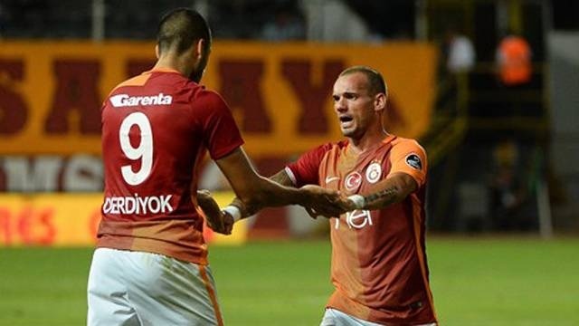 Sneijder ve Eren Rize maçında oynayacak mı?