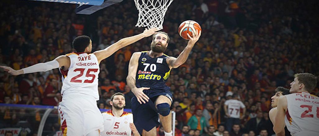 Fenerbahçe Galatasaray'a rövanşı vermedi