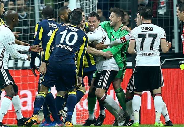 PFDK derbiye ceza yağdırdı