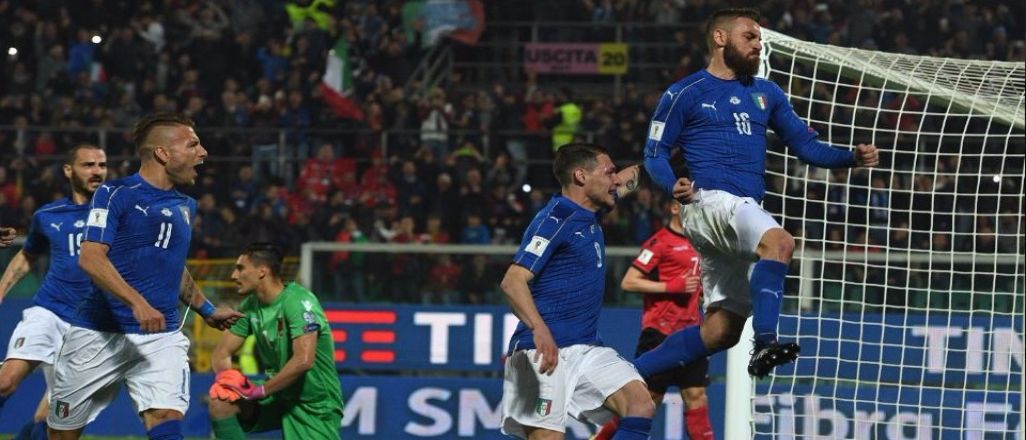 İtalya Arnavutluk'u rahat geçti