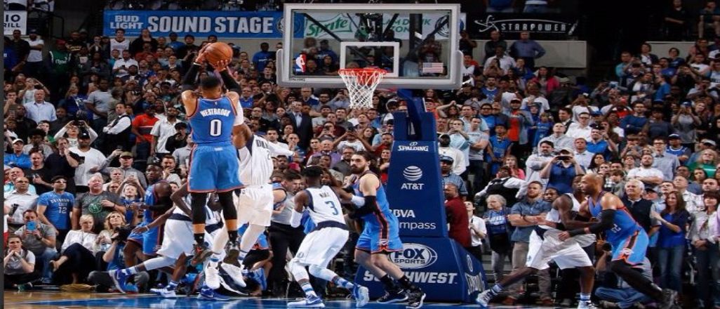 Galibiyeti son saniyelerde Westbrook getirdi