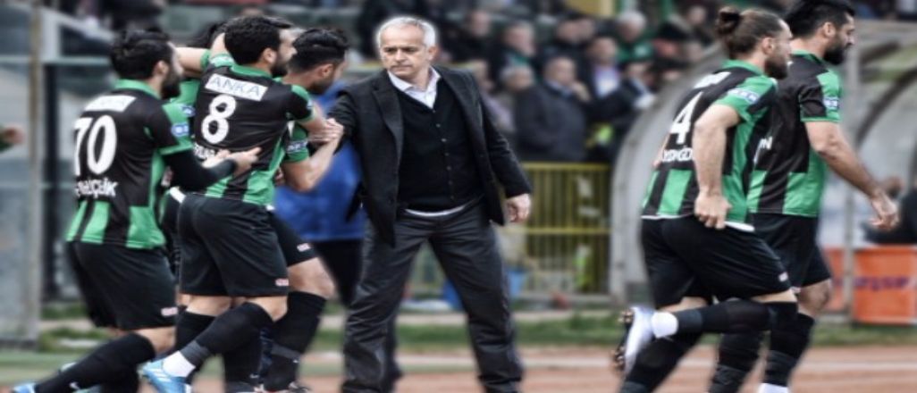Sakaryaspor seriye bağladı