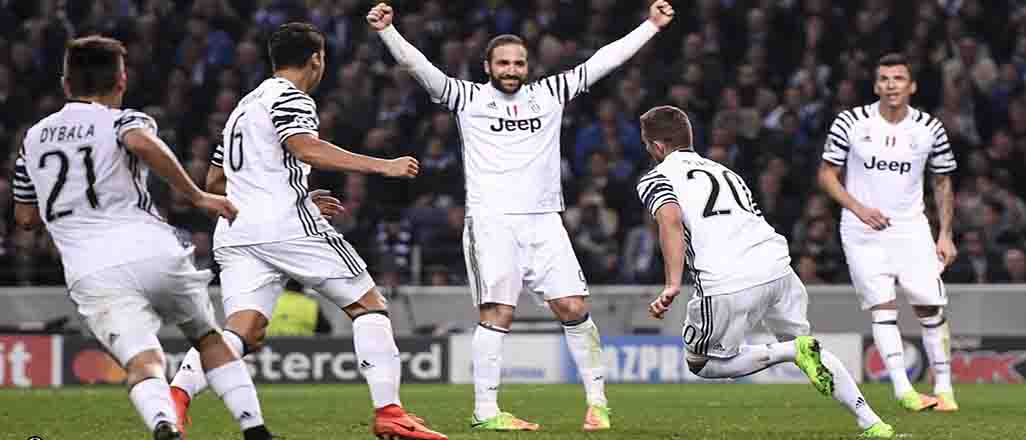 Juventus Porto'yu bekliyor