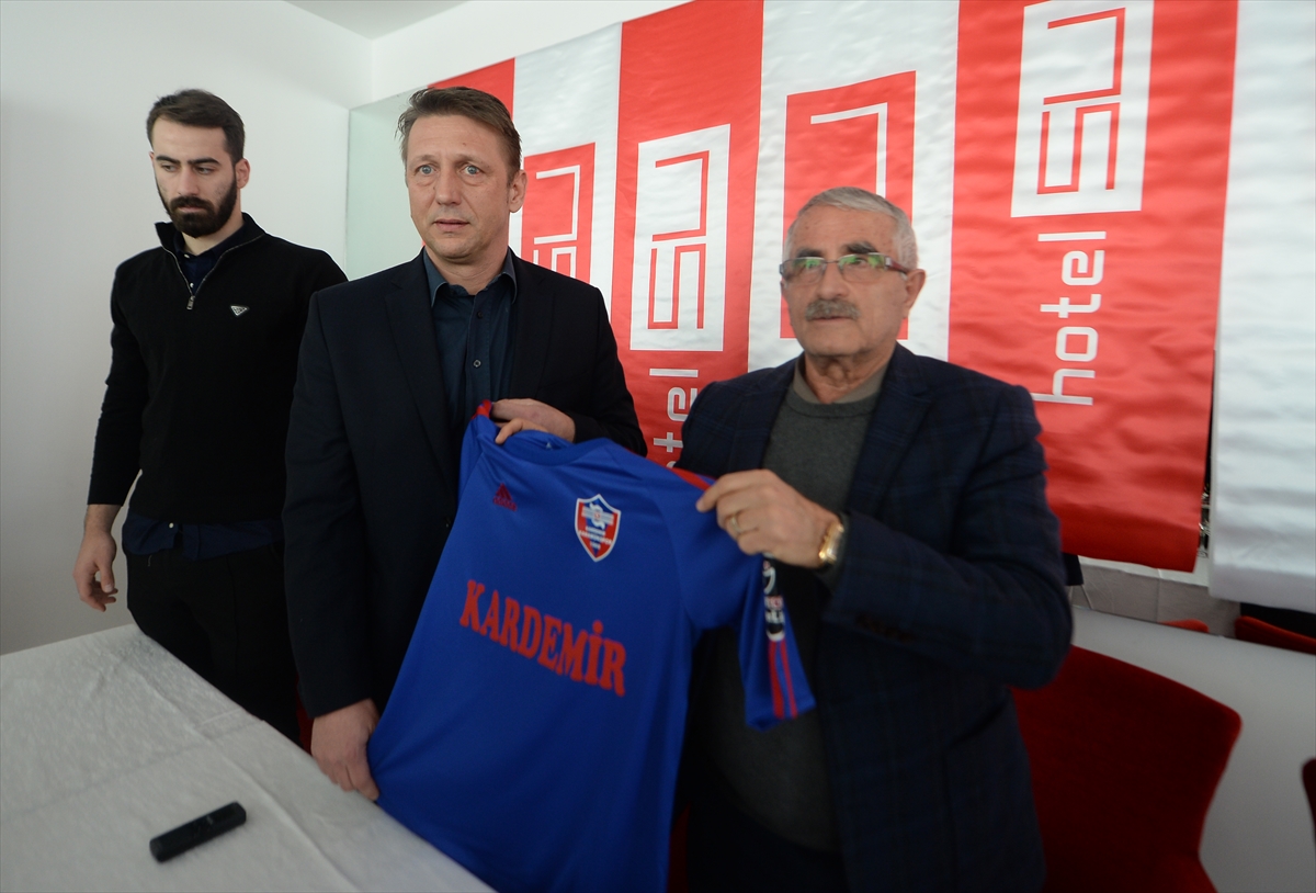 Tudor gitti Barisic geldi